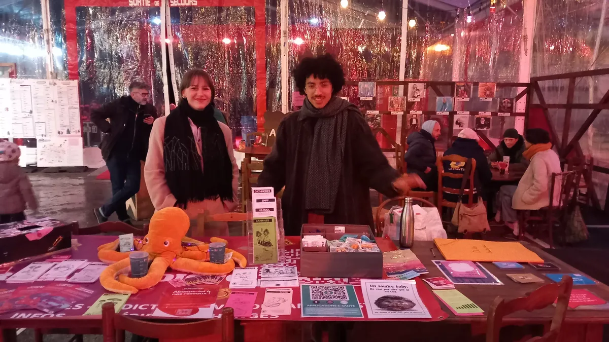 Le stand d’Ithaque au Marché OFF de Strasbourg en 2024